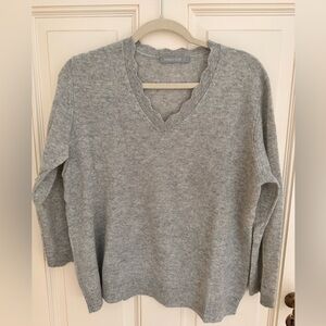 Hannah Rose Light Gray Cashmere V-Neck Sweater